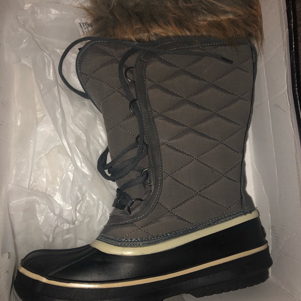 winter boots - Picture 4 of 4